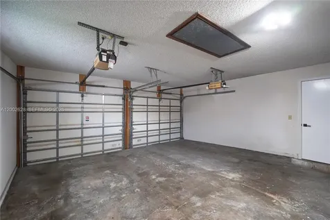 966 NW 114th Avenue Coral Springs FL 33071