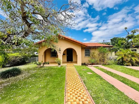 6241 SW 2nd Street Miami FL 33144
