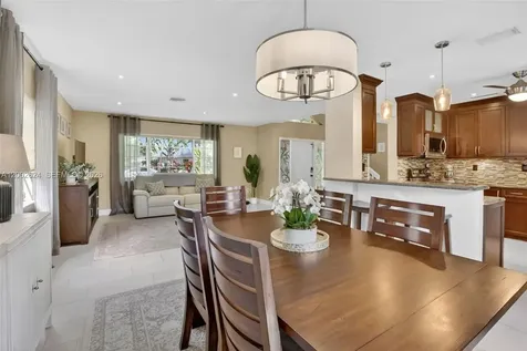 3613 Starboard Avenue Cooper City FL 33026
