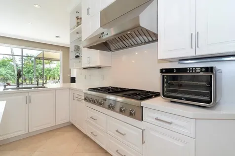 651 Sweet Bay Avenue Plantation FL 33324