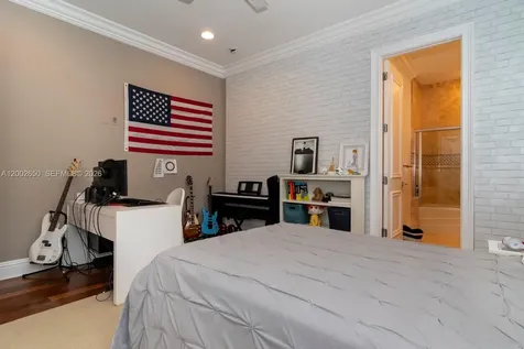 651 Sweet Bay Avenue Plantation FL 33324