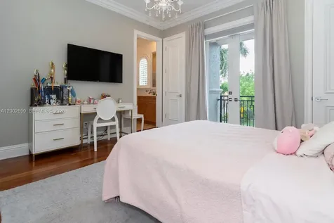 651 Sweet Bay Avenue Plantation FL 33324