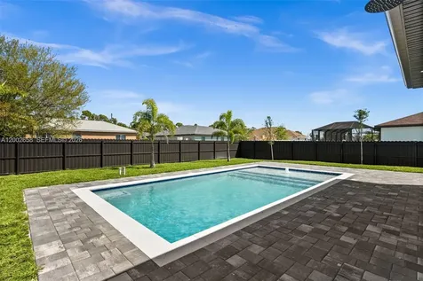 2519 NW 18th Cape Coral FL 33993