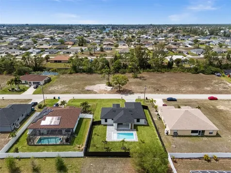 2519 NW 18th Cape Coral FL 33993