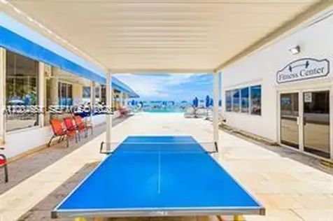 19201 Collins Avenue Sunny Isles Beach FL 33160