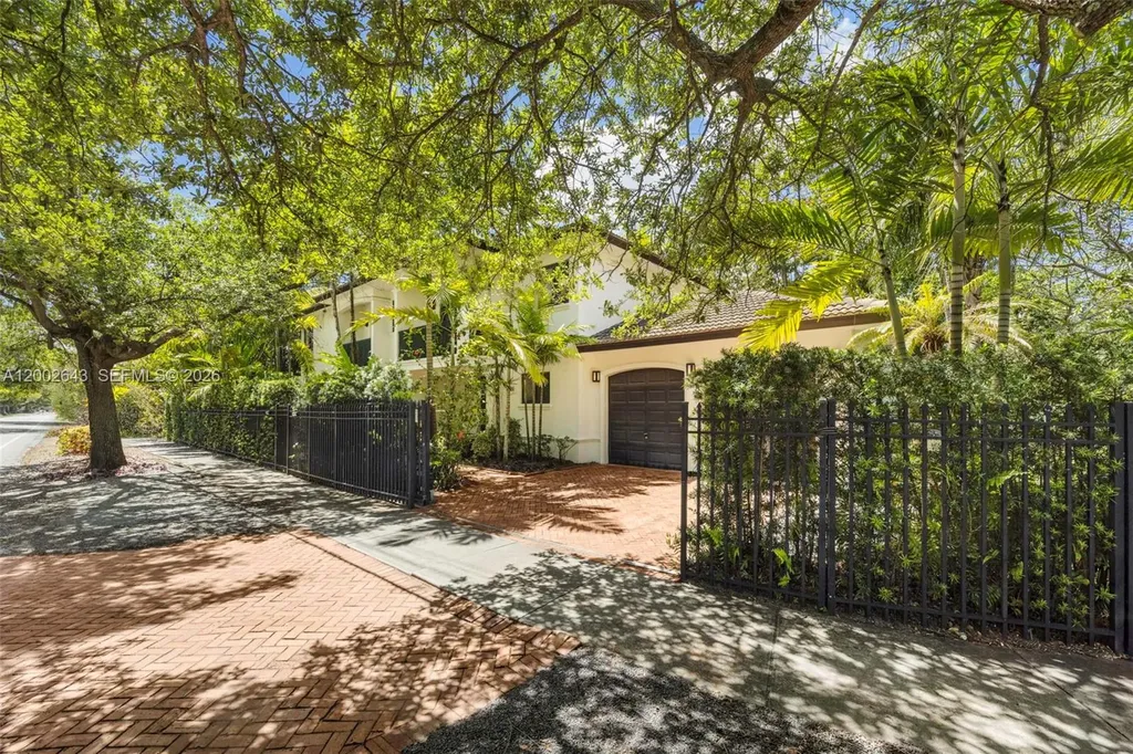 2301 Tigertail Avenue Coconut Grove FL 33133