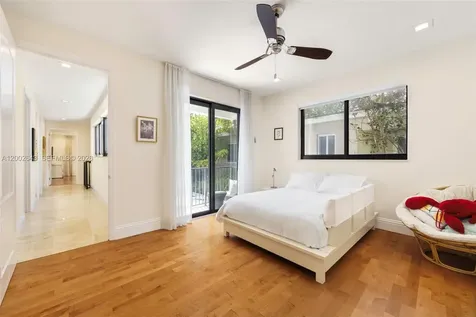 2301 Tigertail Avenue Coconut Grove FL 33133
