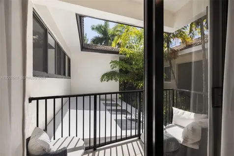 2301 Tigertail Avenue Coconut Grove FL 33133