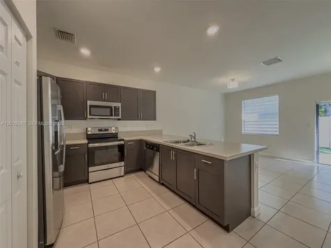 10629 W 32nd Lane Hialeah FL 33018