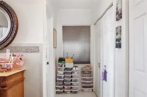 619 SW 39th Avenue Miami FL 33134
