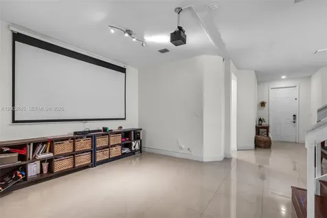 10371 W 32nd Lane Hialeah FL 33018