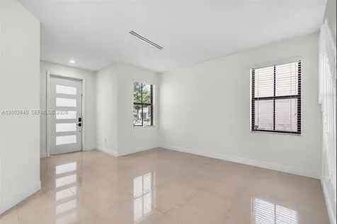 10371 W 32nd Lane Hialeah FL 33018