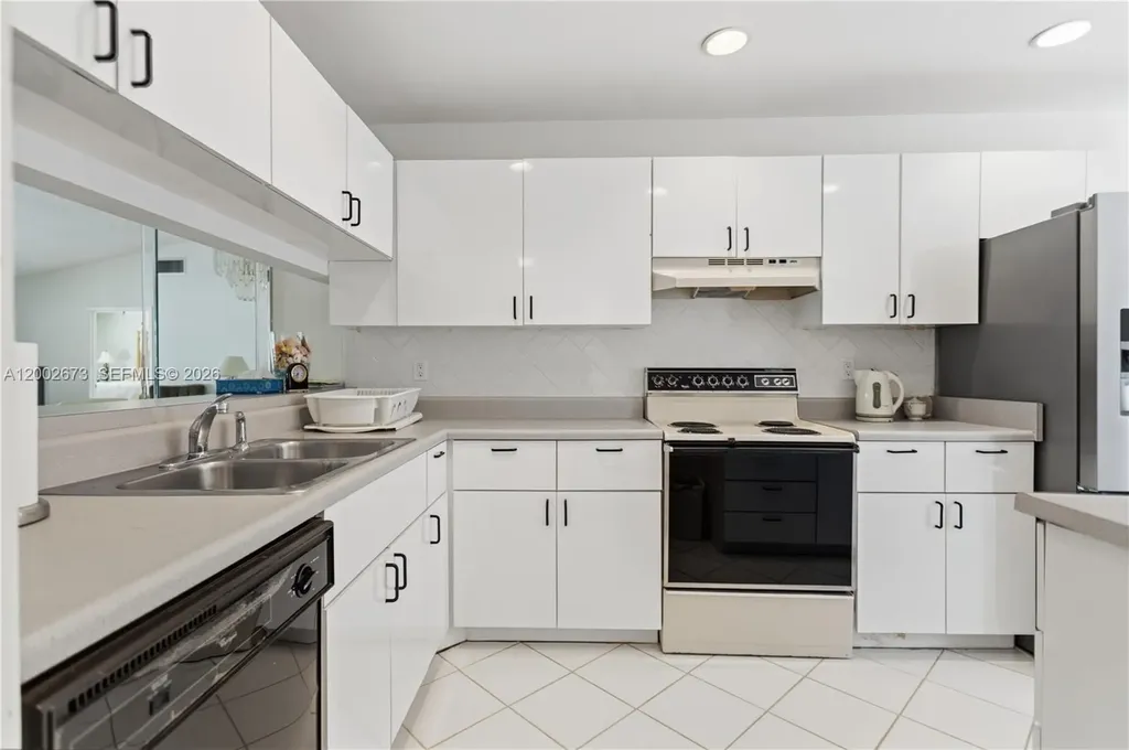 19988 Rima Circle Boca Raton FL 33434