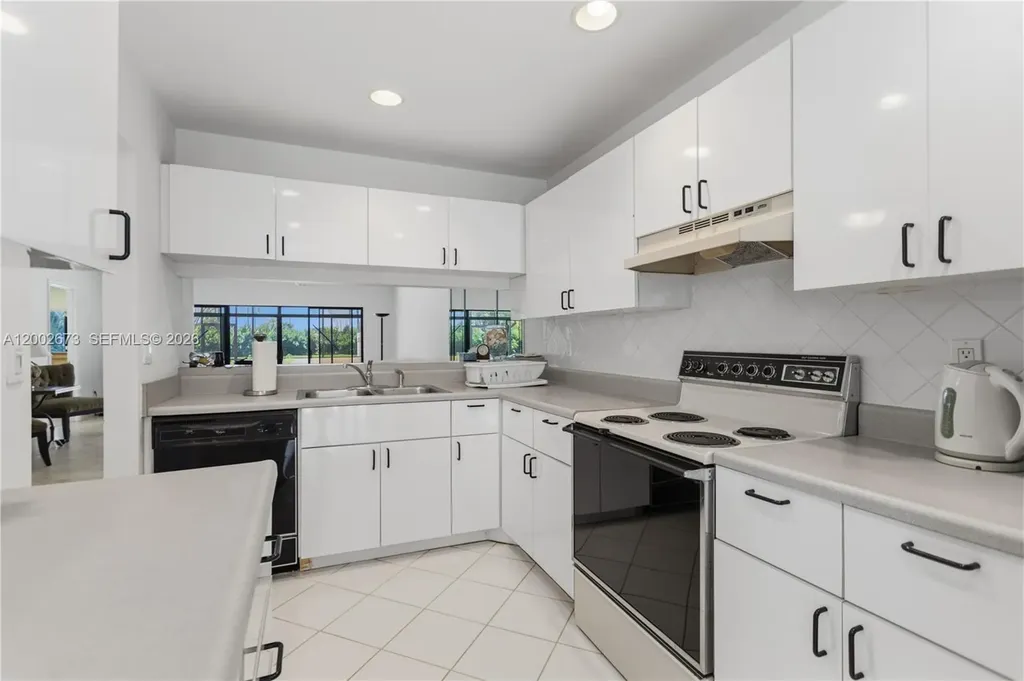 19988 Rima Circle Boca Raton FL 33434
