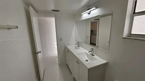 871 NE 195 Street Miami FL 33179