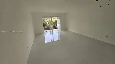871 NE 195 Street Miami FL 33179