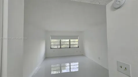 871 NE 195 Street Miami FL 33179