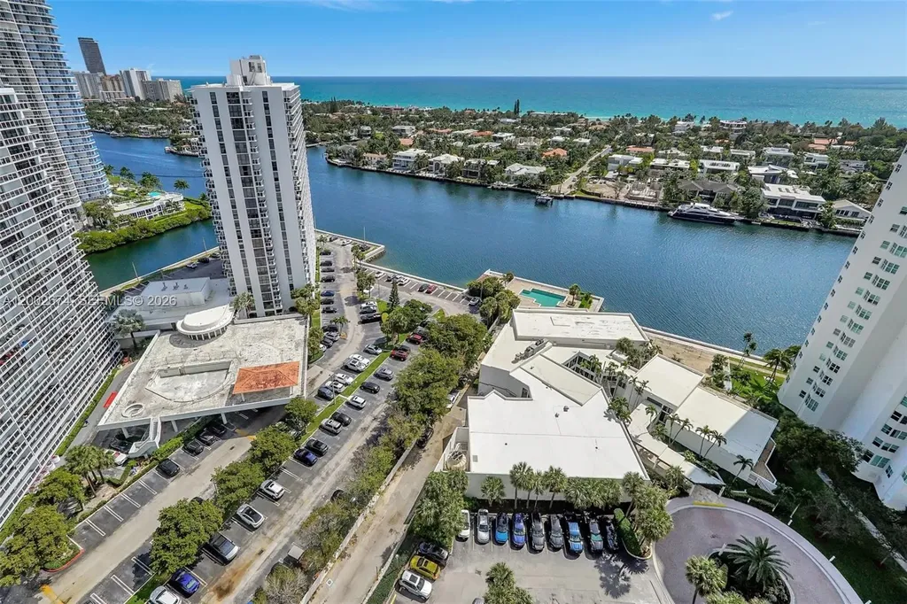 20281 E Country Club Drive Aventura FL 33180