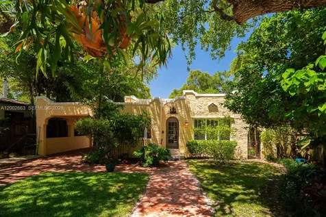 2521 Inagua Avenue Coconut Grove FL 33133