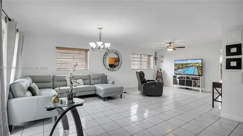 13731 SW 84th Street Miami FL 33183