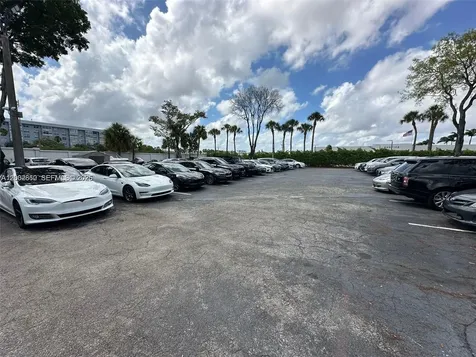 601 N State Road 7 Plantation FL 33317