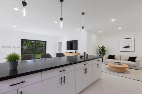 5550 SW 4th Street Miami FL 33134