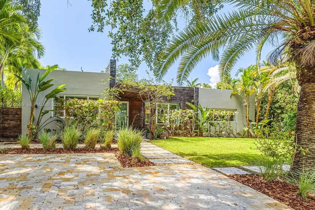 570 NE 52nd Terrace Miami FL 33137