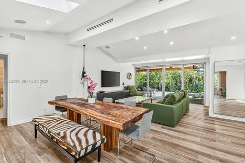 570 NE 52nd Terrace Miami FL 33137
