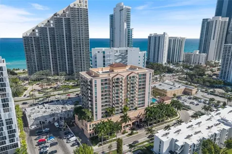 17555 Atlantic Boulevard Sunny Isles Beach FL 33160