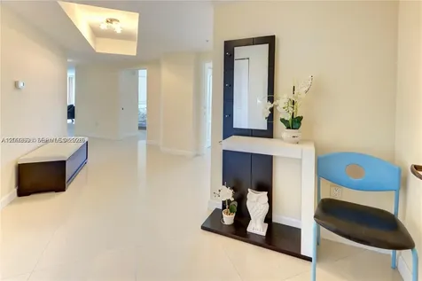 17555 Atlantic Boulevard Sunny Isles Beach FL 33160