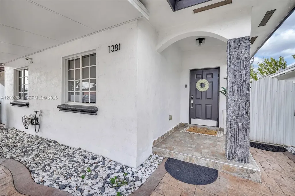 1381 W 30th Street Hialeah FL 33012