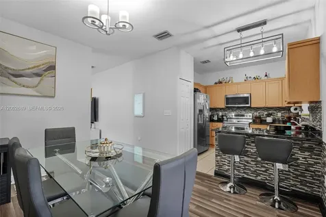 1381 W 30th Street Hialeah FL 33012