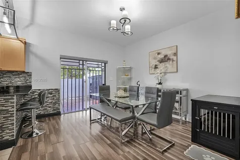 1381 W 30th Street Hialeah FL 33012