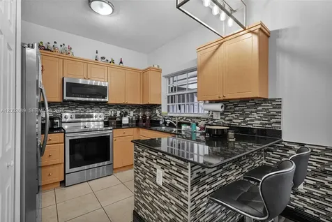 1381 W 30th Street Hialeah FL 33012
