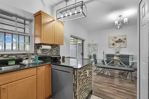 1381 W 30th Street Hialeah FL 33012