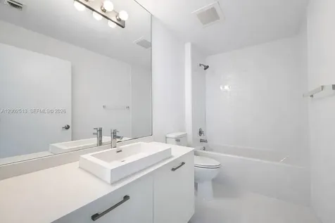 151 SE 1st Street Miami FL 33131