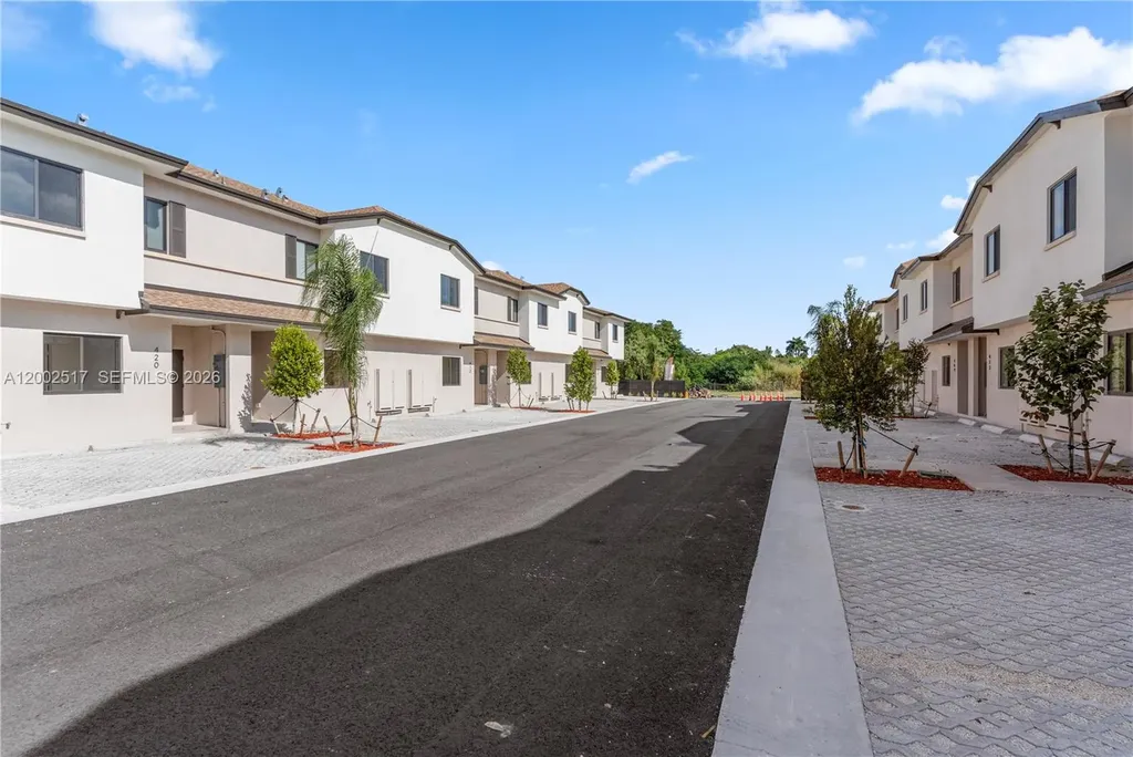 420 SW 1st Street Florida City FL 33034