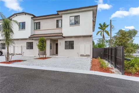 420 SW 1st Street Florida City FL 33034