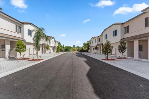 420 SW 1st Street Florida City FL 33034