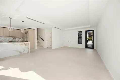7498 SW 100th Street Pinecrest FL 33156