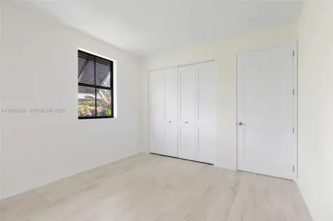 7498 SW 100th Street Pinecrest FL 33156