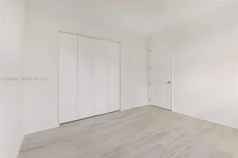 7498 SW 100th Street Pinecrest FL 33156