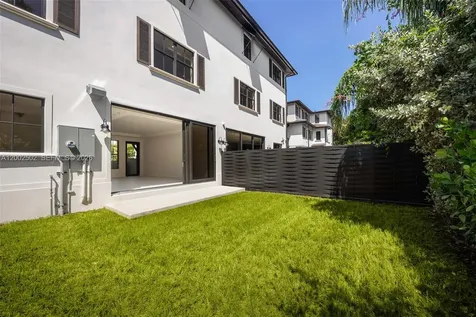 7498 SW 100th Street Pinecrest FL 33156