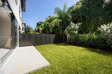 7498 SW 100th Street Pinecrest FL 33156