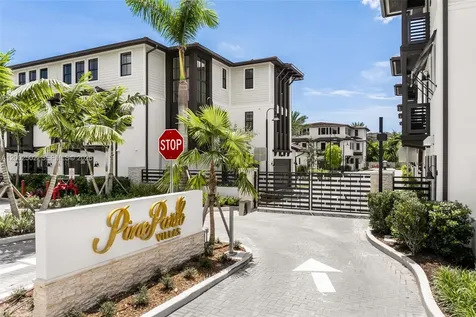 7498 SW 100th Street Pinecrest FL 33156