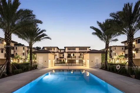 7498 SW 100th Street Pinecrest FL 33156