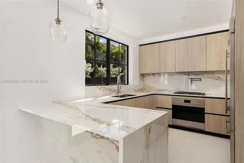 7498 SW 100th Street Pinecrest FL 33156