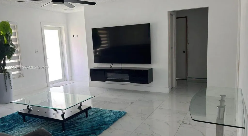 6390 Sherman Street Hollywood FL 33024