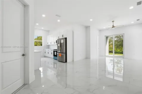 325 Lloyd Avenue S Lehigh Acres FL 33974