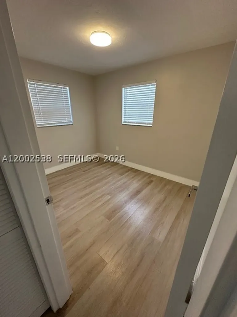1601 N 68th Terrace Hollywood FL 33024